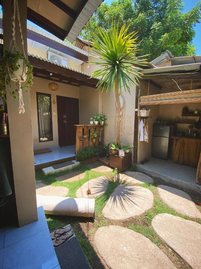 Jimador'S Homestay Gili Trawangan Exterior photo